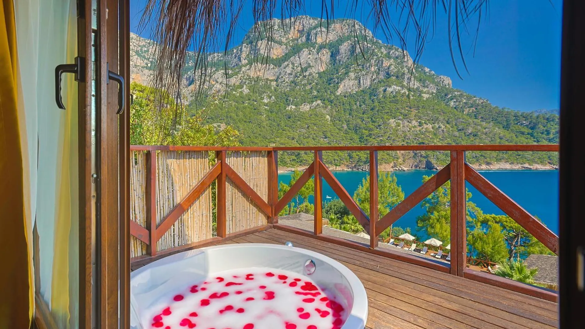 מלון פאראליה La Boheme Kabak Adults Only