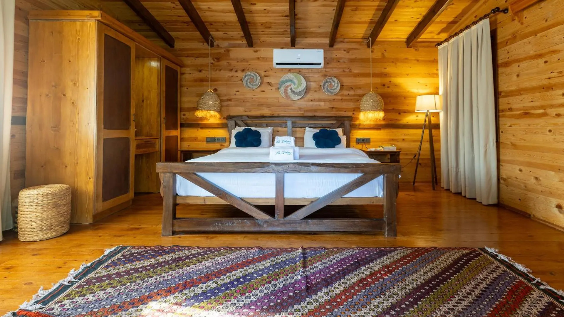 מלון פאראליה La Boheme Kabak Adults Only 0*,